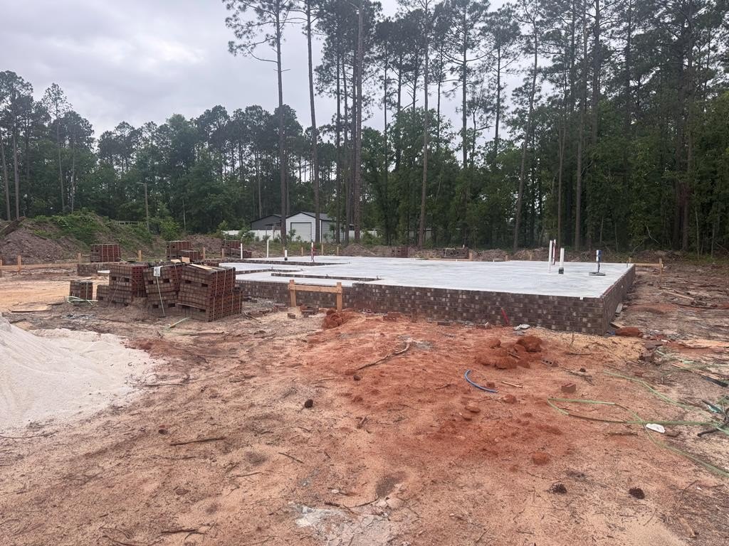 1 RAMBLEWOOD LN (L30WL)