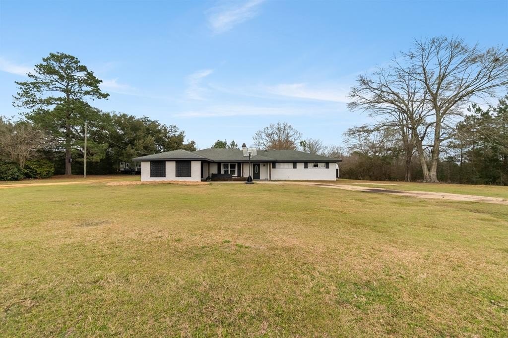 Single Family 5BR 3BA - 119 Hillsdale Gumpond Road, Lumberton, MS