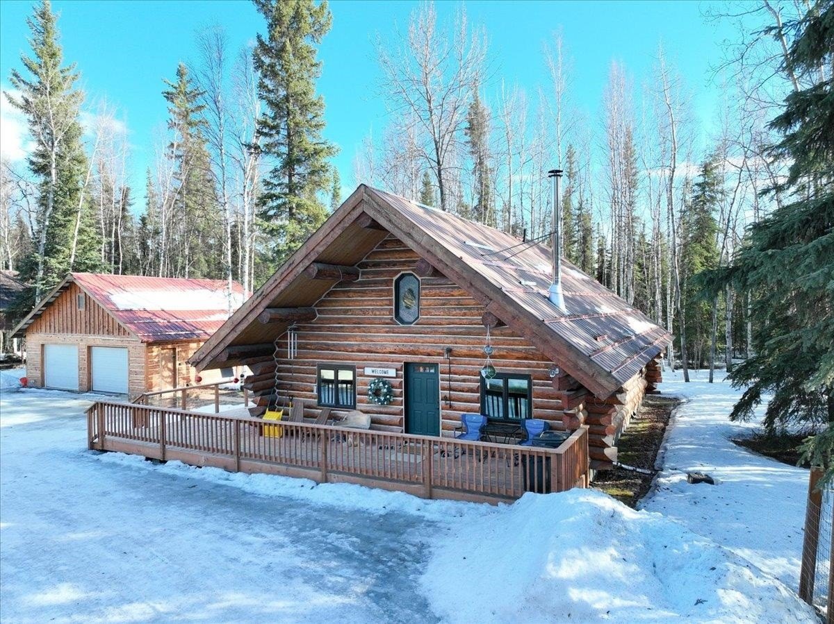 Single Family 3BR 2BA - 2235 BLACKSTONE ROAD, North Pole, AK