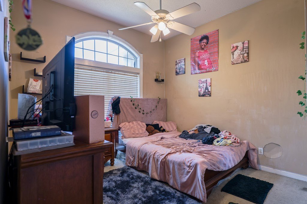 Single Family 4BR 3BA - 4505 Timberbrook Trail, Valdosta, GA