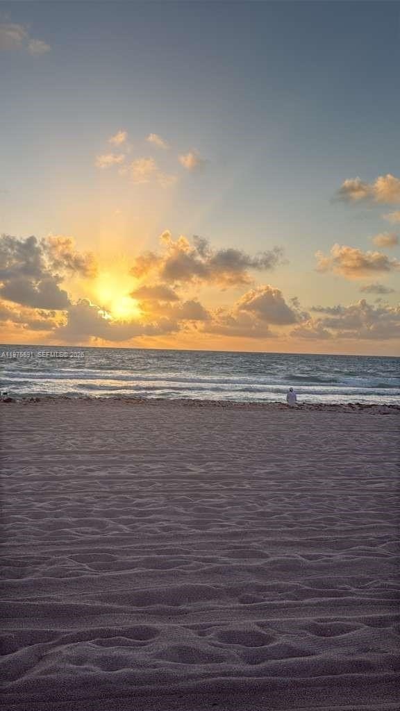 Condo 1BR 1BA - 1390 Ocean Dr, Miami Beach, FL
