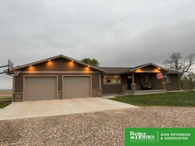 Single Family 4BR 2BA - 56840 885th Road, Hartington, NE