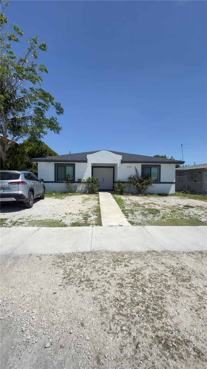 Single Family 4BR 2BA - 829 SW 5th St, Homestead, FL