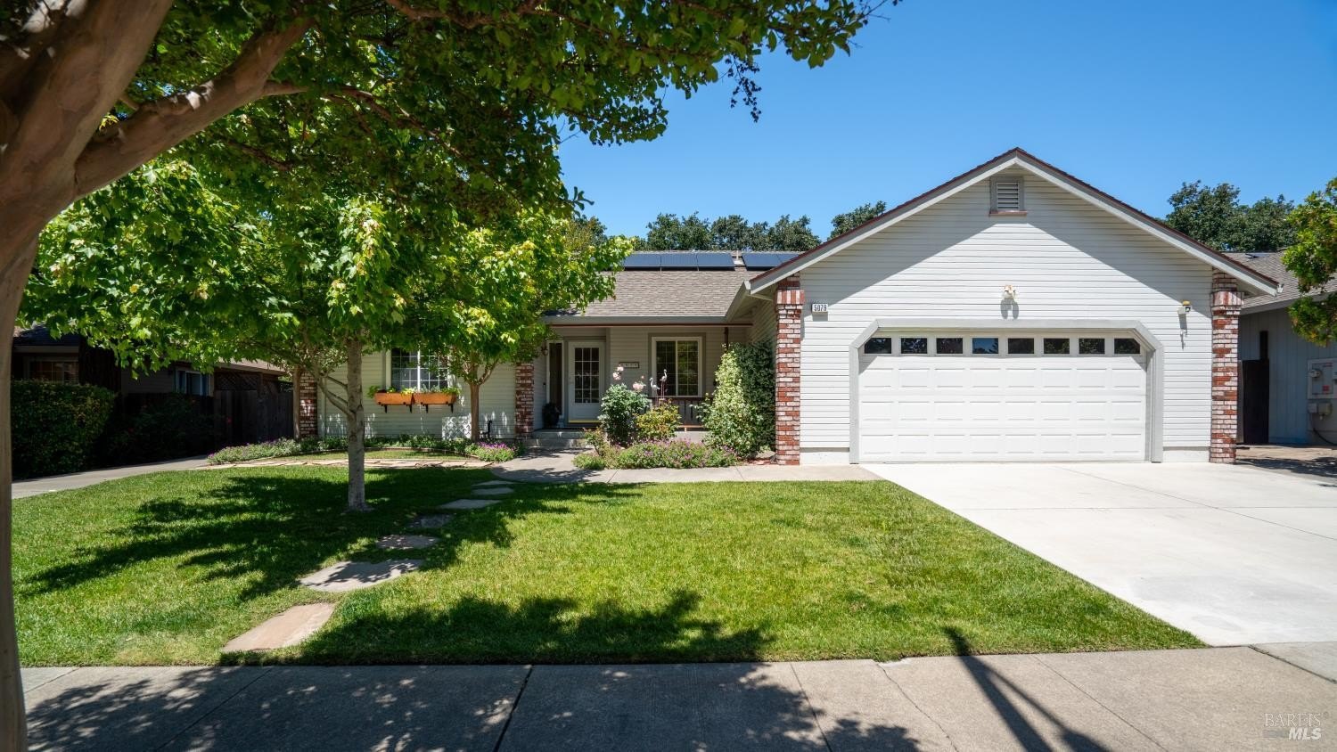 Single Family 4BR 3BA - 5079 Charmian Drive, Santa Rosa, CA