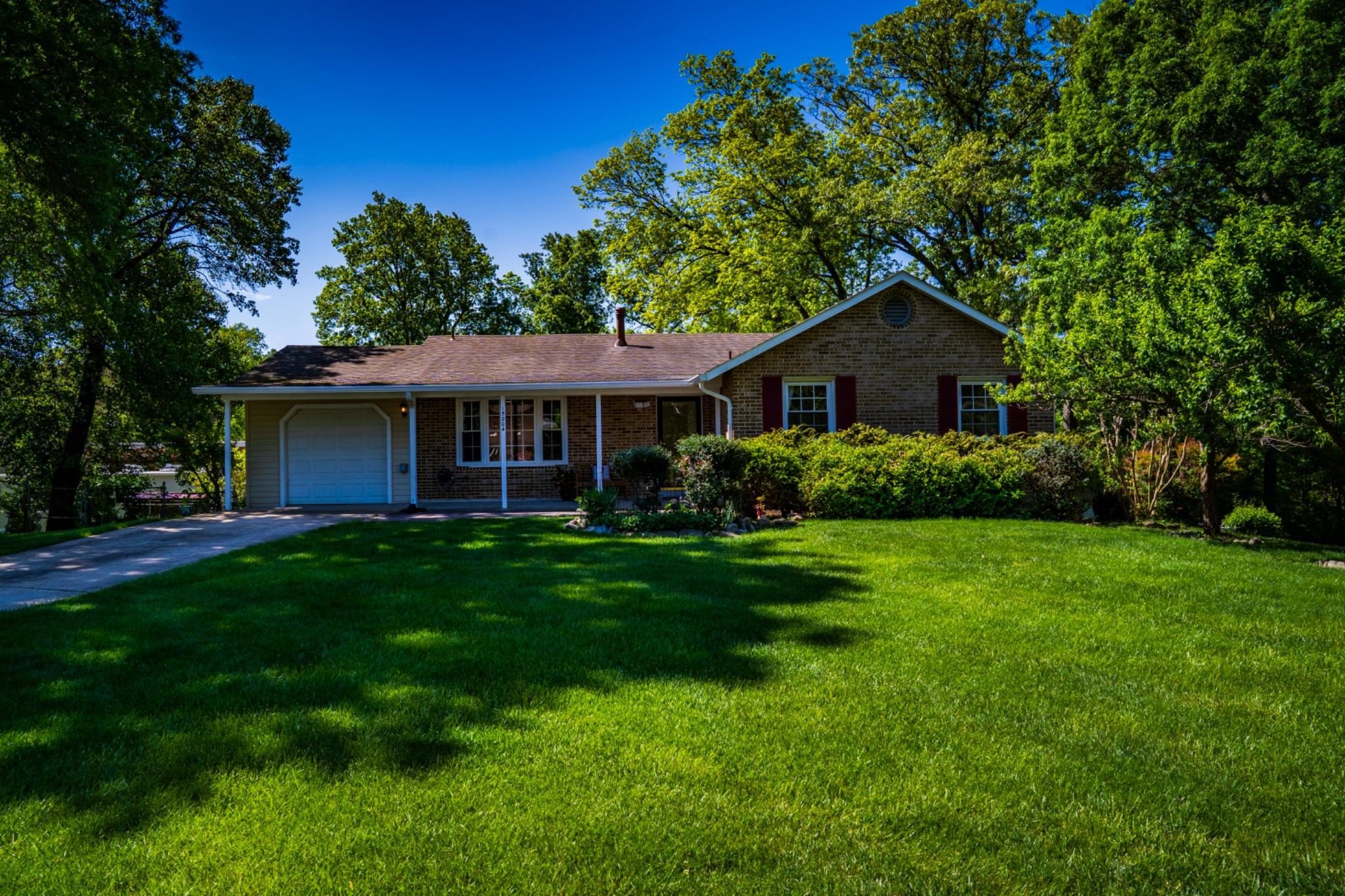 Single Family 4BR 3BA - 15204 AYLESBURY ST, SILVER SPRING, MD