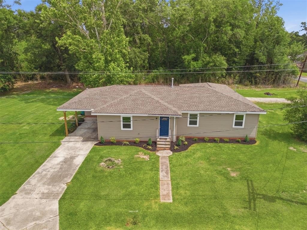 Single Family 3BR 2BA - 613 Palumbo Street, Sulphur, LA