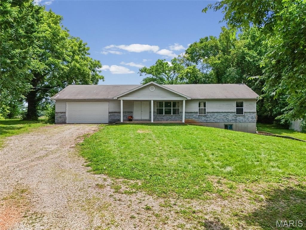 Single Family 3BR 2BA - 10058 Vineland Road, Blackwell, MO
