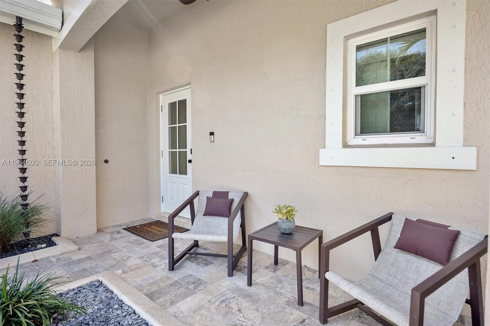 Single Family 3BR 2BA - 1602 SE 20th Rd, Homestead, FL
