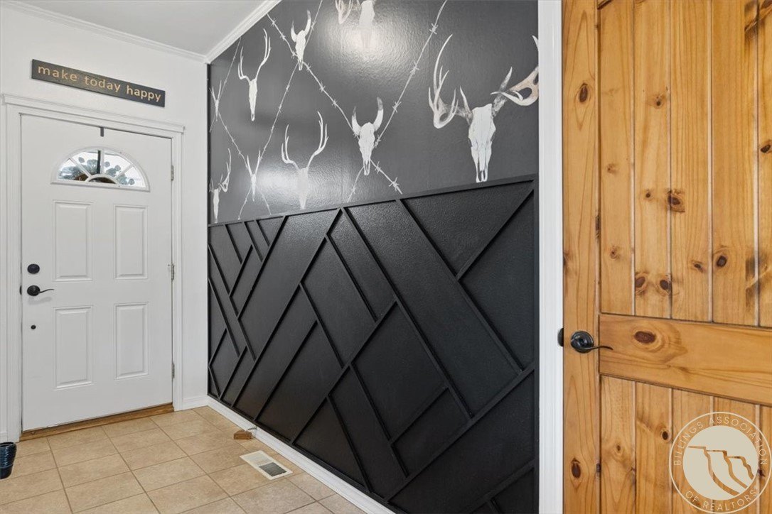 Single Family 2BR 2BA - 194 N Dry Creek Road, Bridger, MT