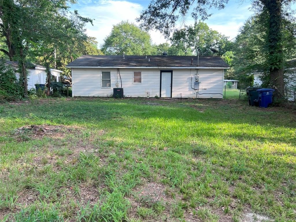Single Family 3BR 1BA - 2026 Murray Street, Shreveport, LA