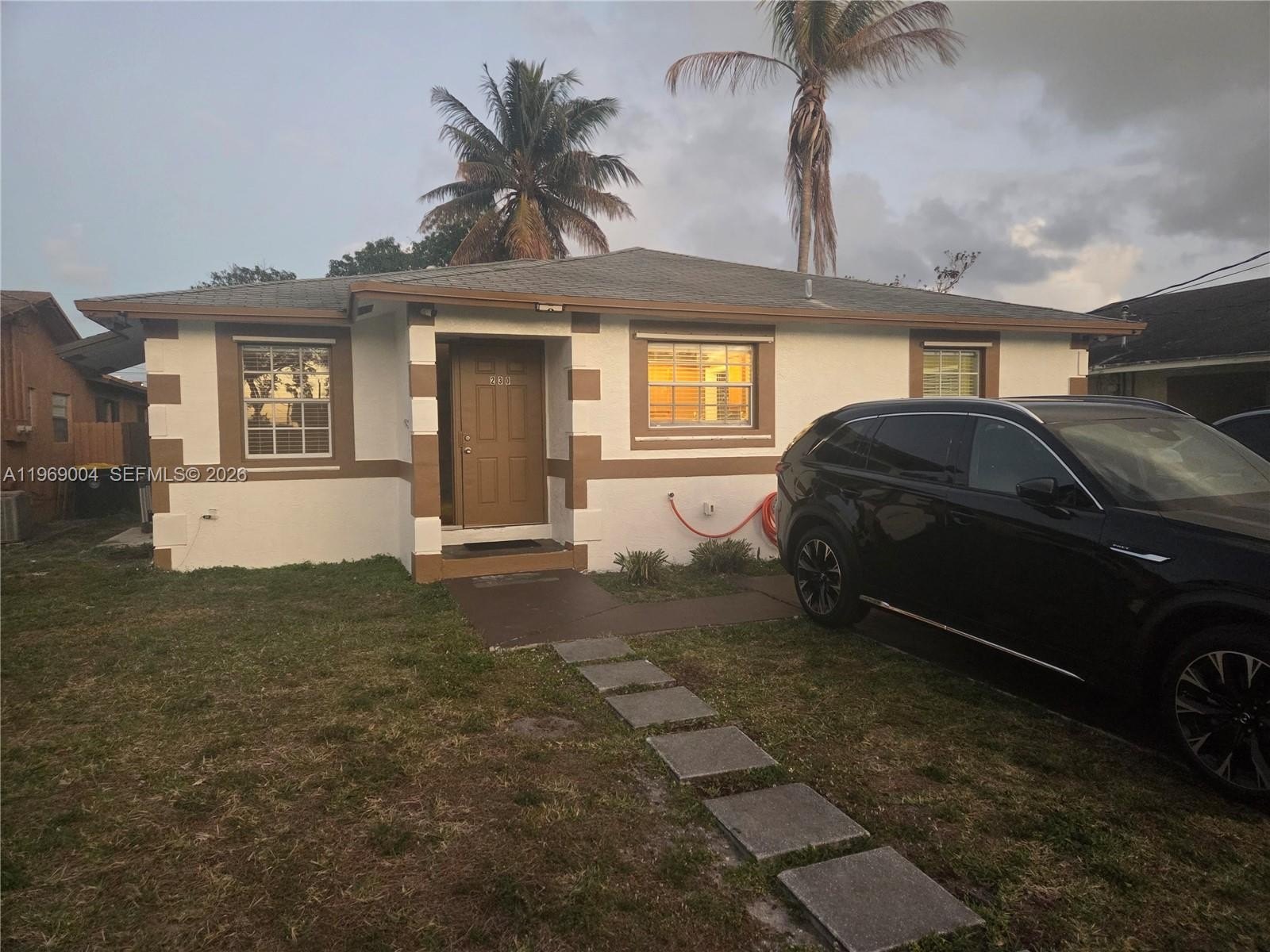 Single Family 3BR 2BA - 230 NW 7th Ave, Dania Beach, FL
