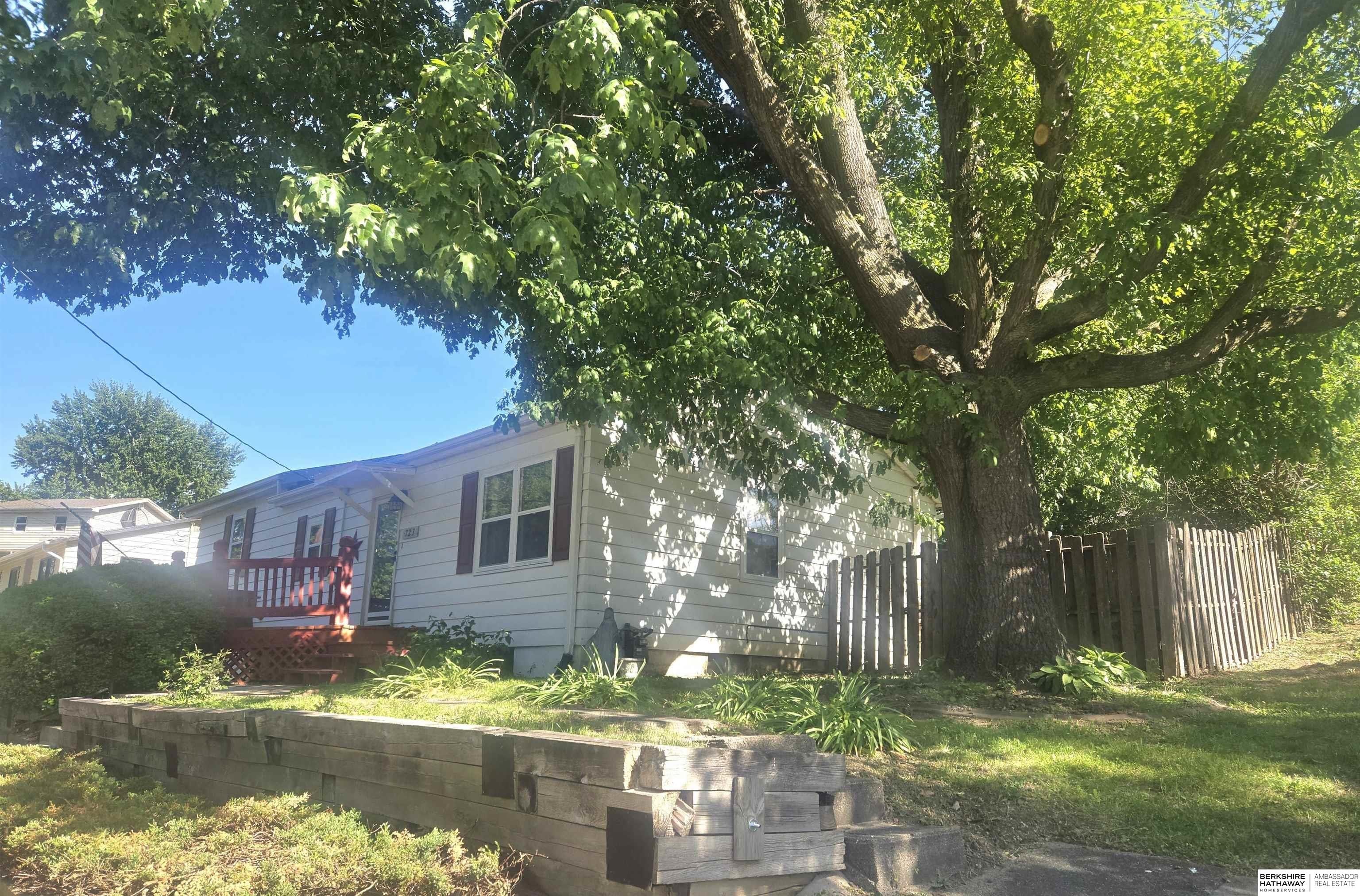 Single Family 3BR 2BA - 723 5TH Avenue, Plattsmouth, NE