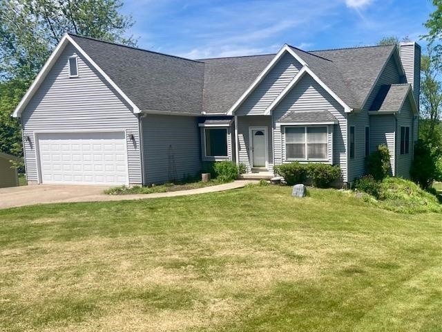 Single Family 3BR 3BA - W3162 Jane Street, Green Lake, WI