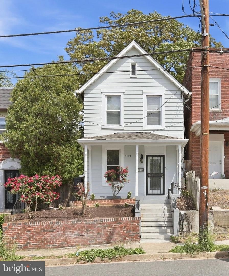 Single Family 2BR 4BA - 2210 BRYAN PL SE, WASHINGTON, DC