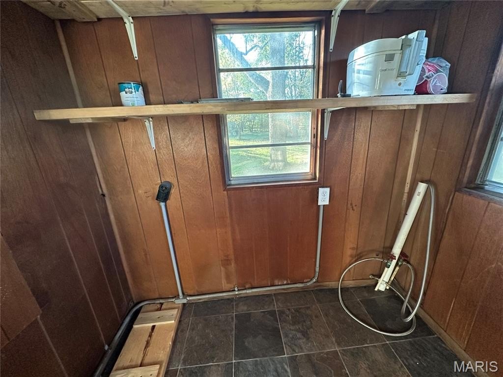 Single Family 3BR 1BA - 412 E Howard, Malden, MO