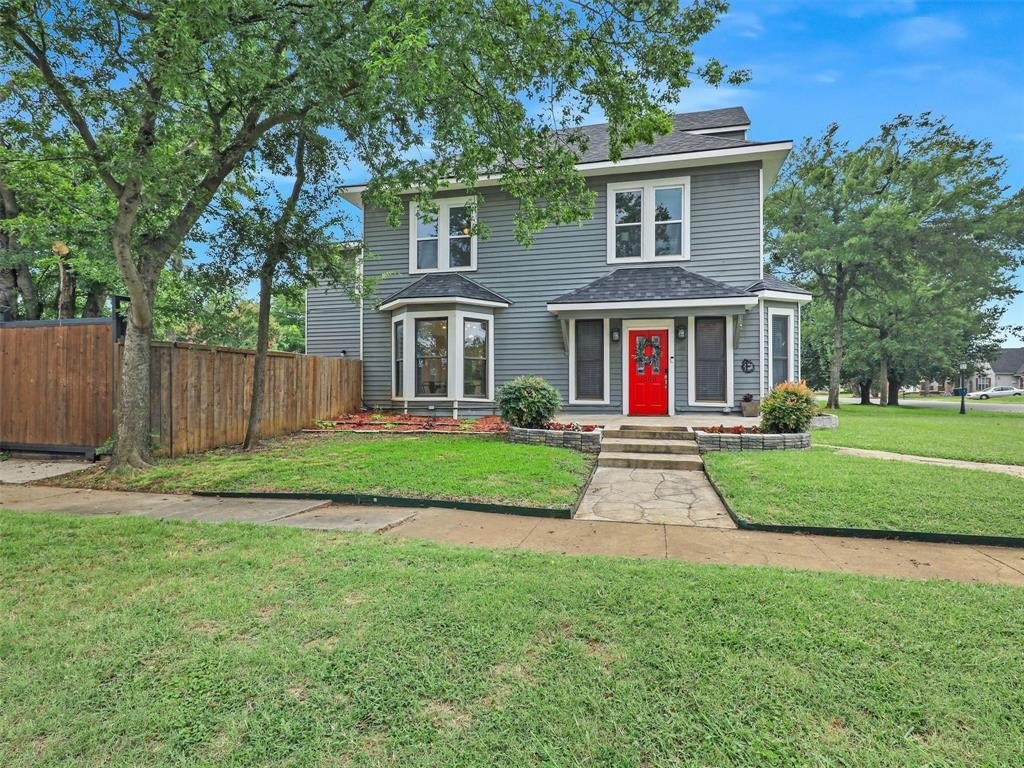 Single Family 3BR 2BA - 1200 W Walker Street, Denison, TX