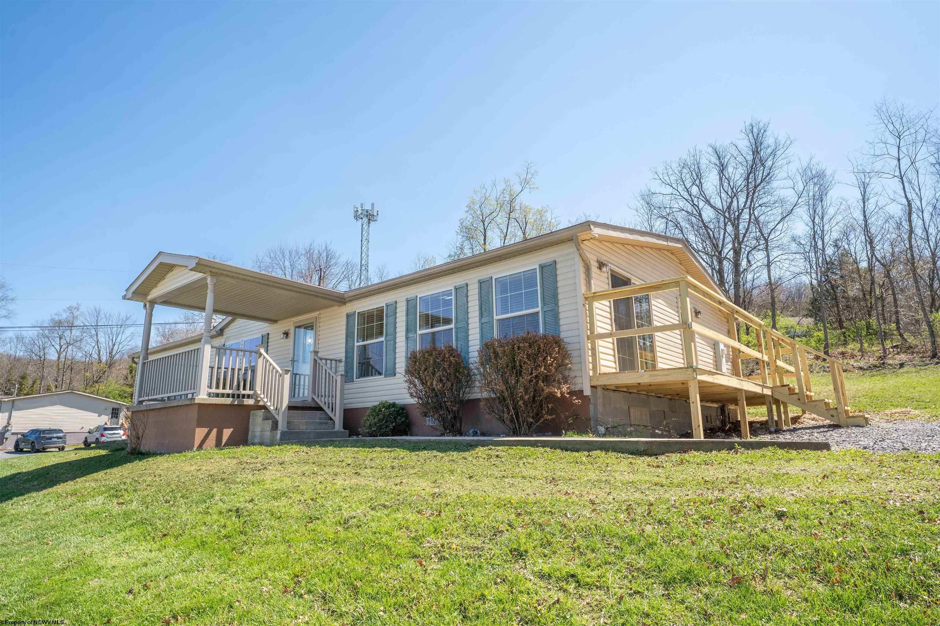 Single Family 3BR 2BA - 52 Ebenklein Lane, Morgantown, WV