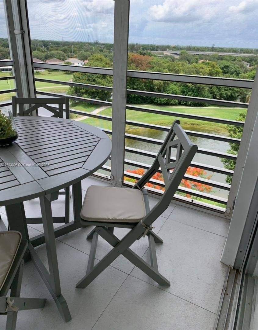 Condo 3BR 3BA - 3507 Oaks Way, Pompano Beach, FL