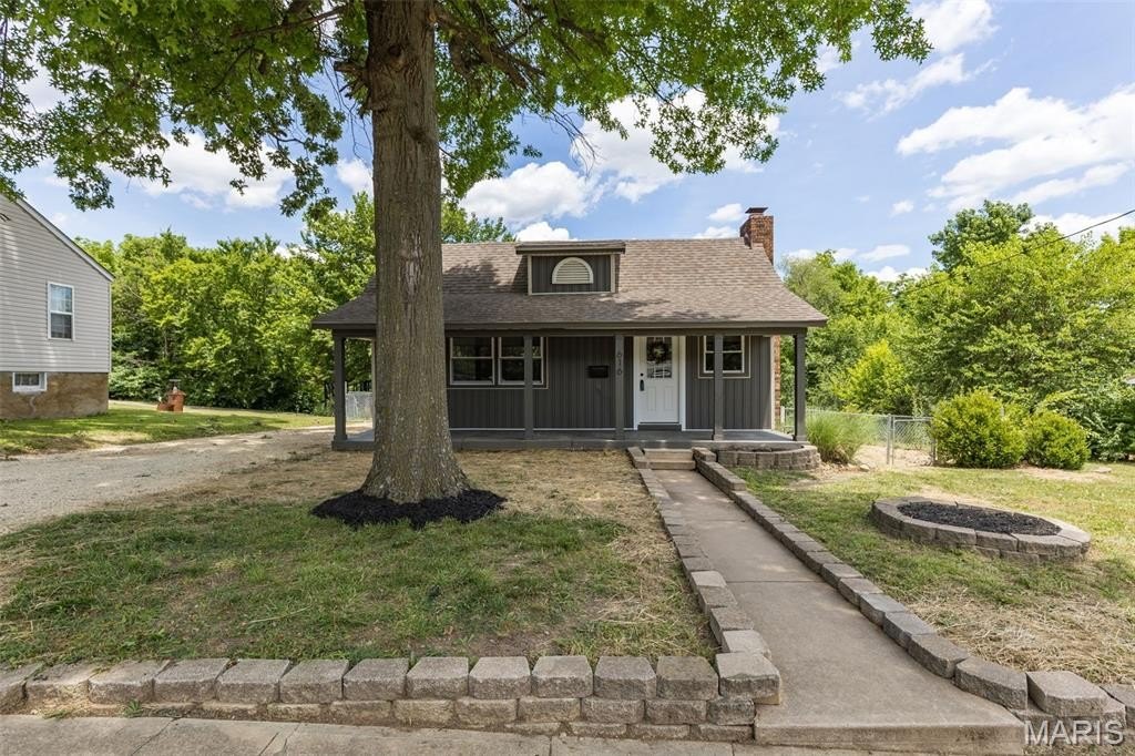 Single Family 3BR 2BA - 616 W Main Street, Park Hills, MO