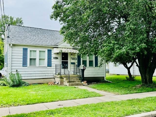Single Family 3BR 1BA - 703  N. Range St., Oblong, IL