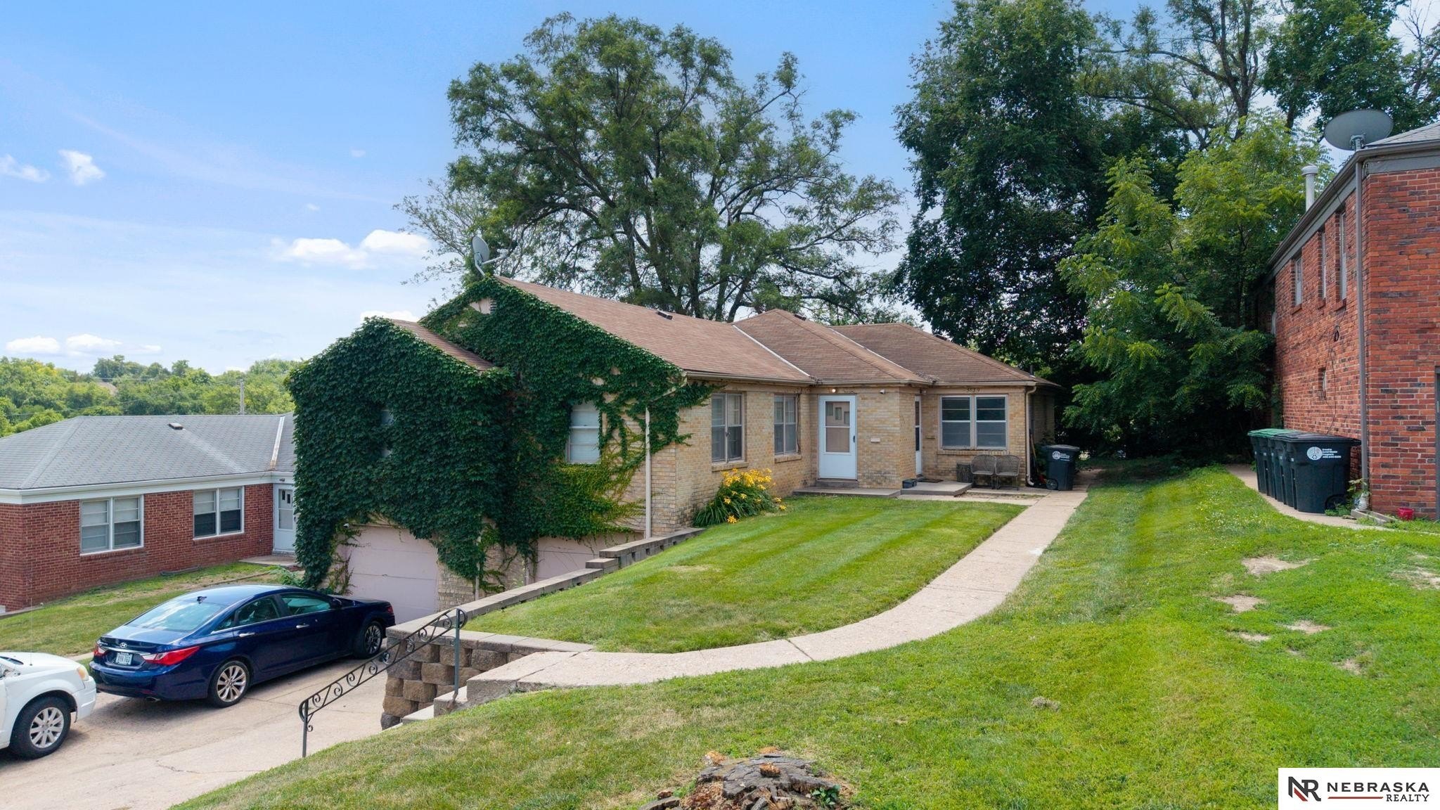Duplex 5BR 2BA - 5837-5839 Lafayette Avenue, Omaha, NE