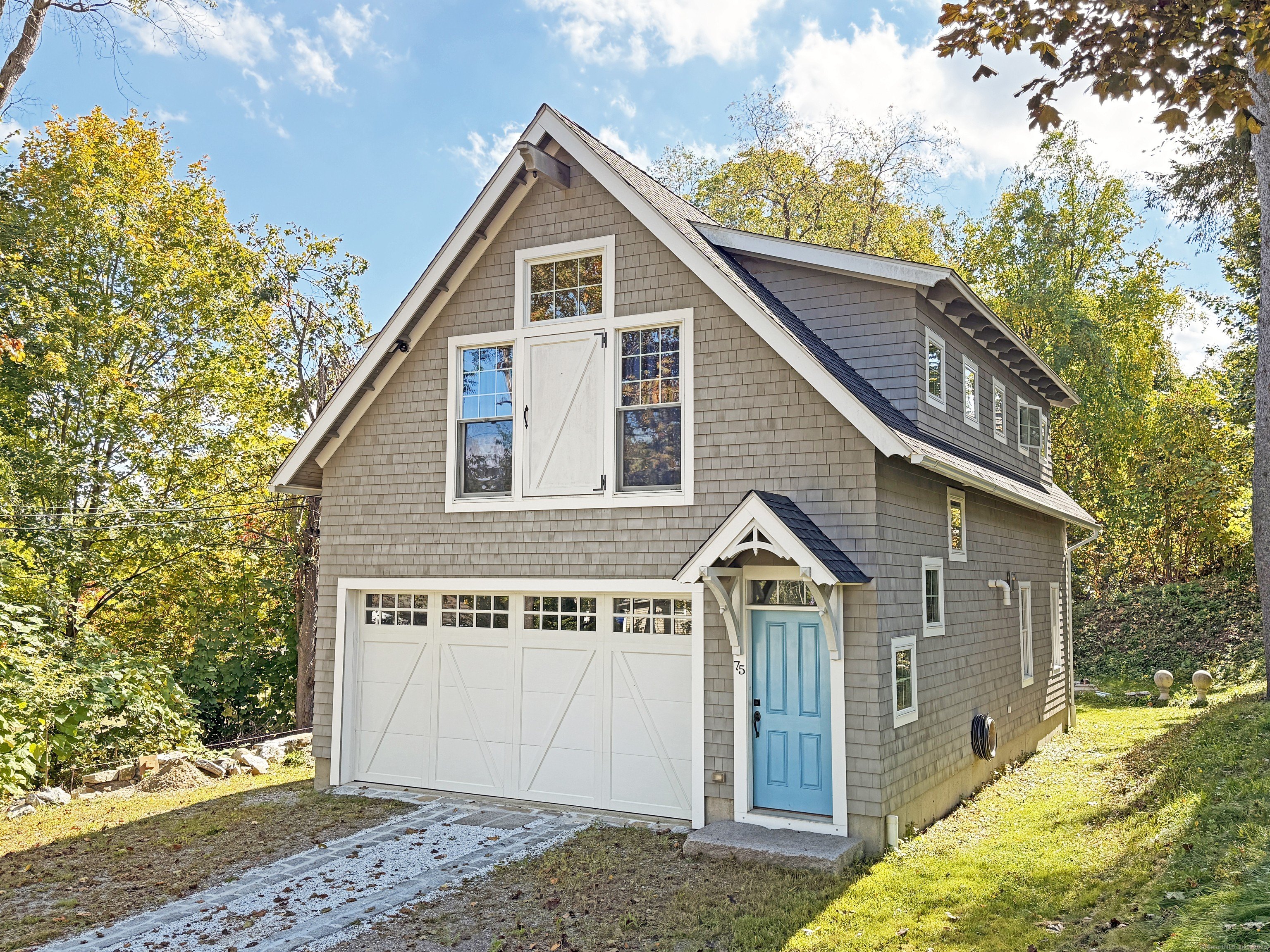 75 Maple St  