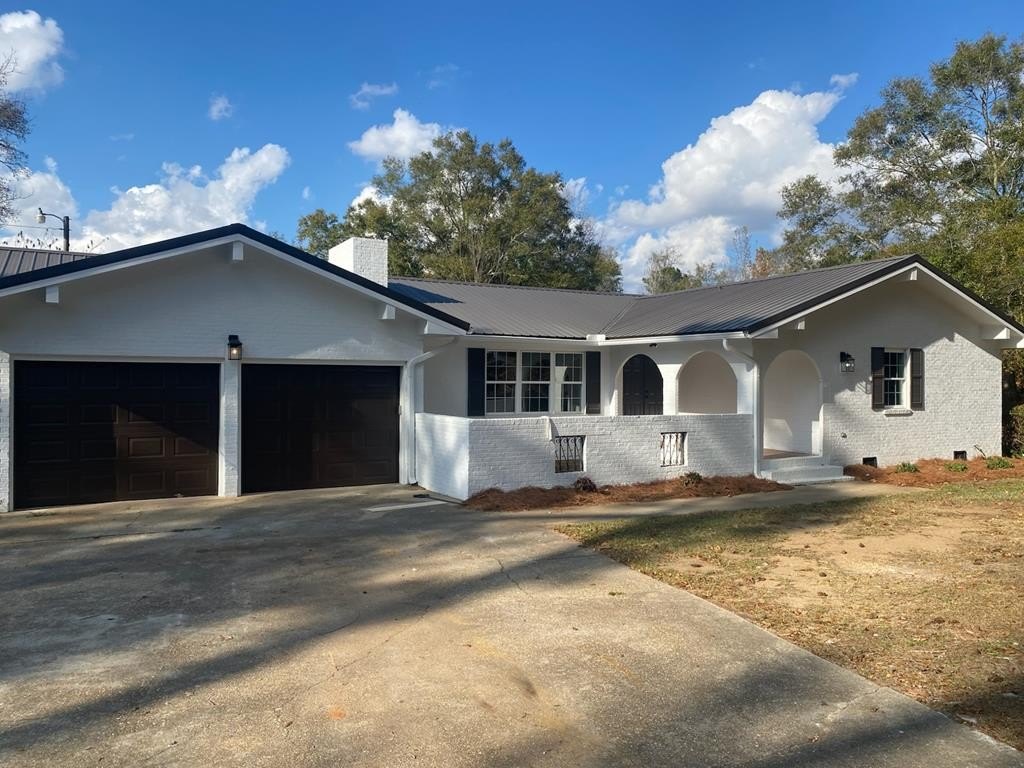 Single Family 3BR 3BA - 4305 Kinsey Rd, Dothan, AL