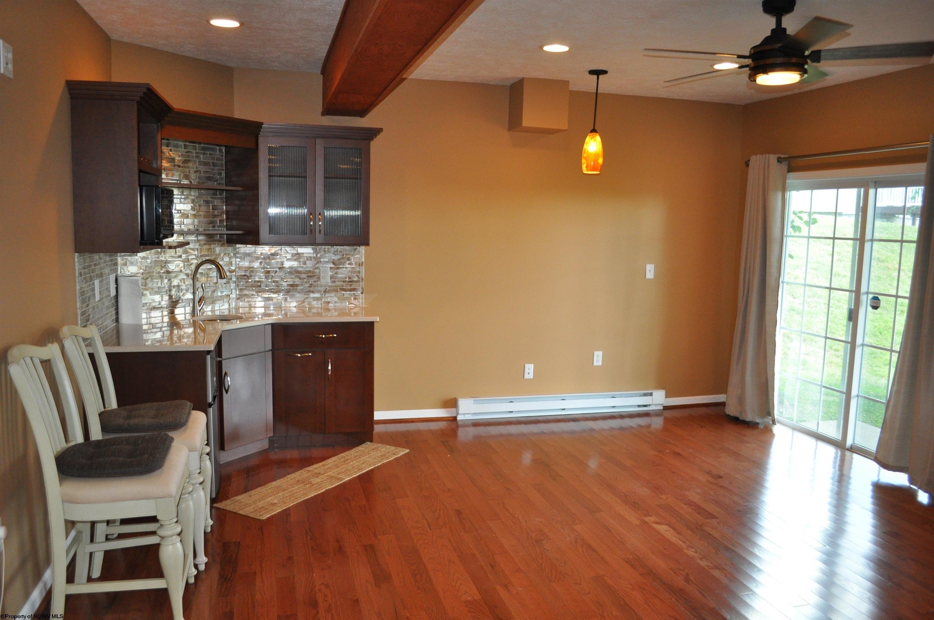 Duplex 3BR 4BA - 98 Berkshire Circle, Bridgeport, WV