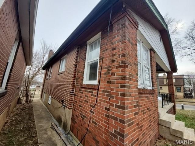 Single Family 2BR 1BA - 4660 Ray Avenue, St Louis, MO