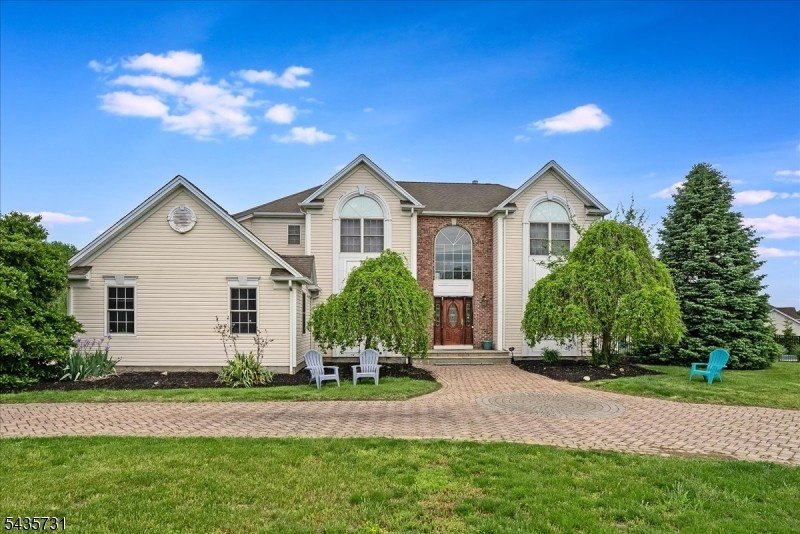 Single Family 4BR 5BA - 24 Saddle Ridge Rd, Sparta Twp., NJ