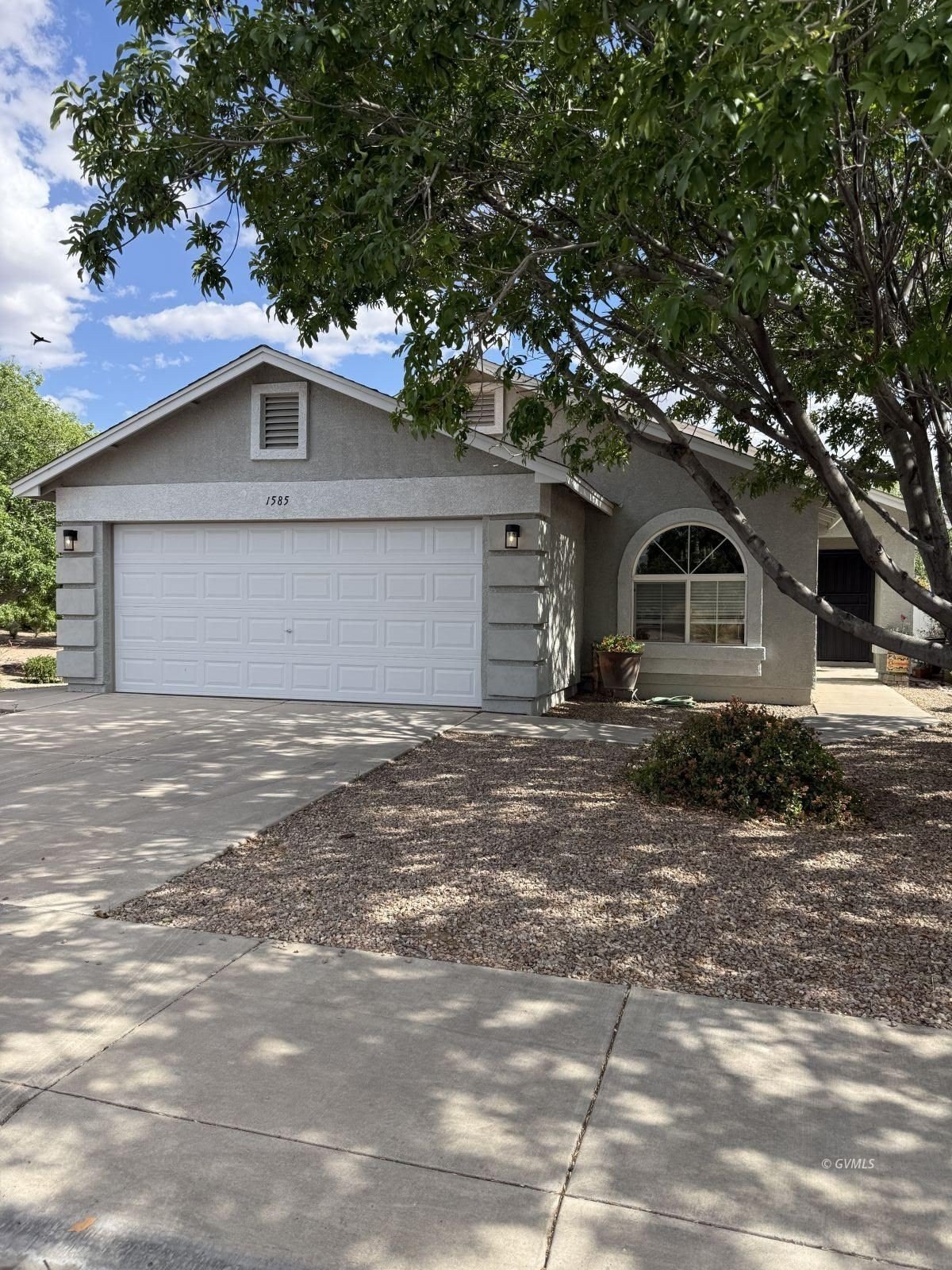 Single Family 3BR 2BA - 1585 E Las Sendas Dr, Safford, AZ