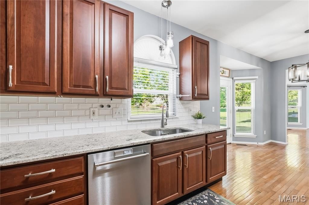 Single Family 3BR 4BA - 603 Midland Drive, O'Fallon, MO