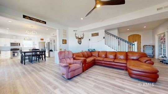 159 E Blue Mdw Ln  