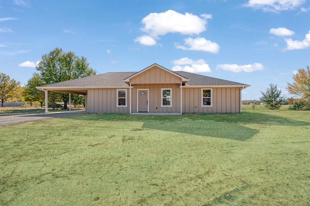 Single Family 3BR 2BA - 728 County Road 44050, Powderly, TX
