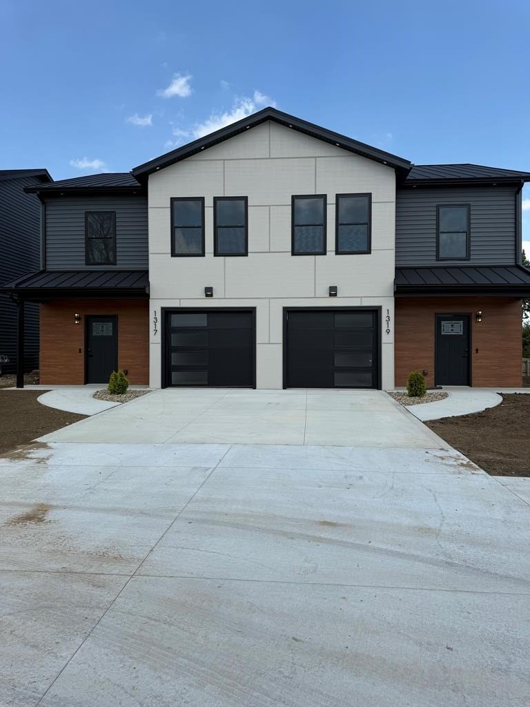Single Family 3BR 3BA - 1327 Trimble Rd., Mansfield, OH