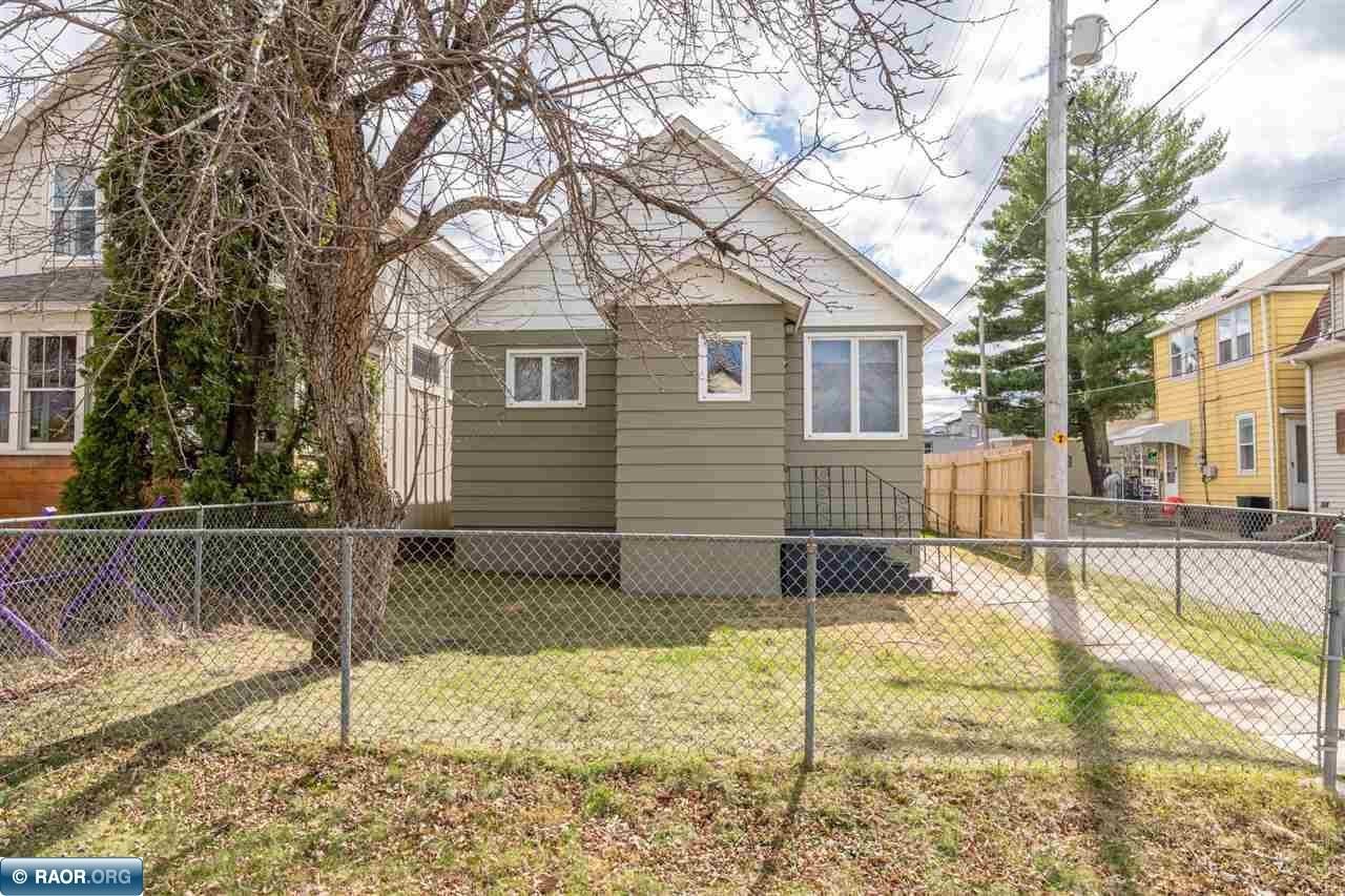 Single Family 2BR 1BA - 101 E Indiana Ave, Gilbert, MN