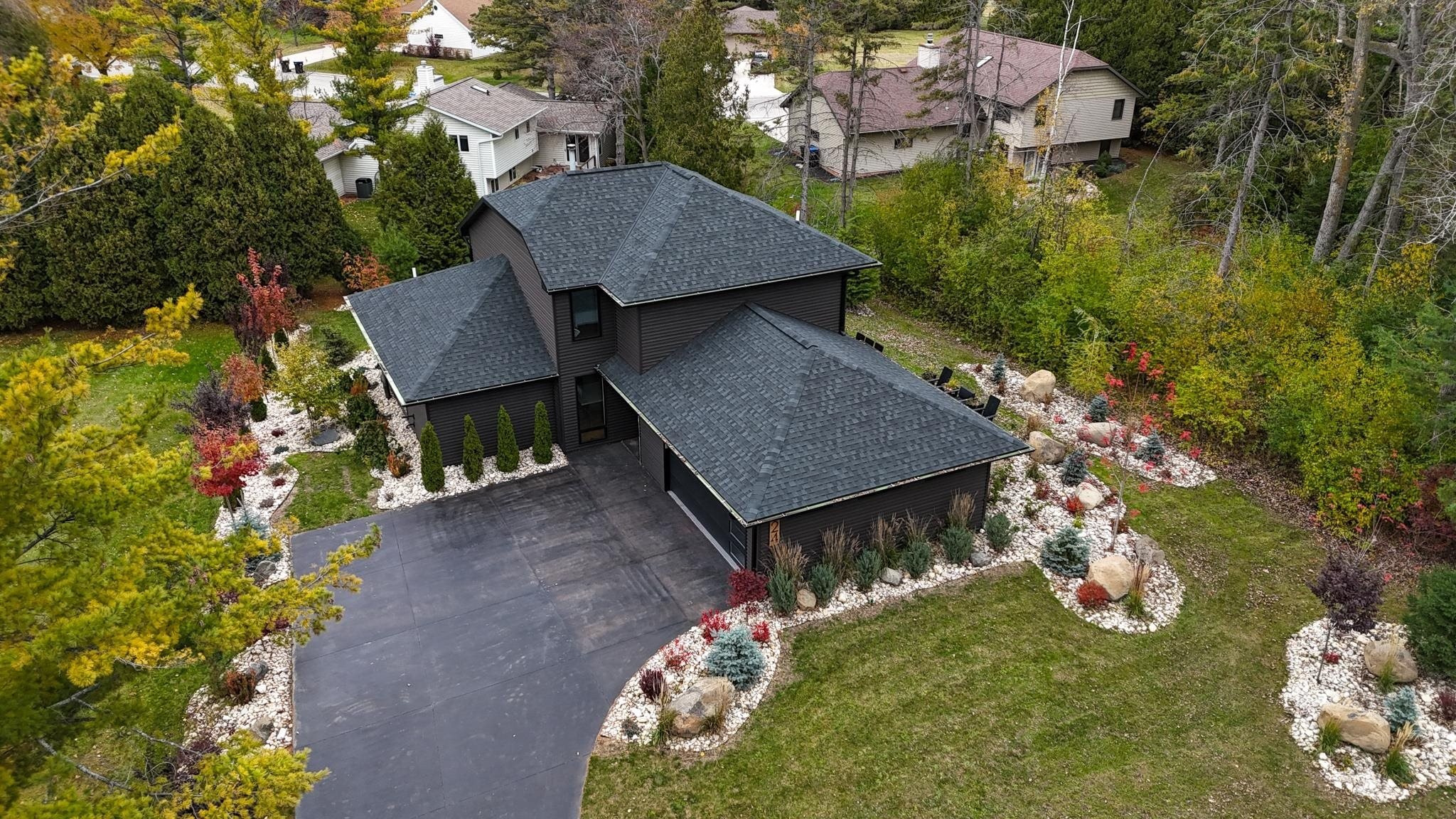 624 E CIRCLE Rdg Pl  