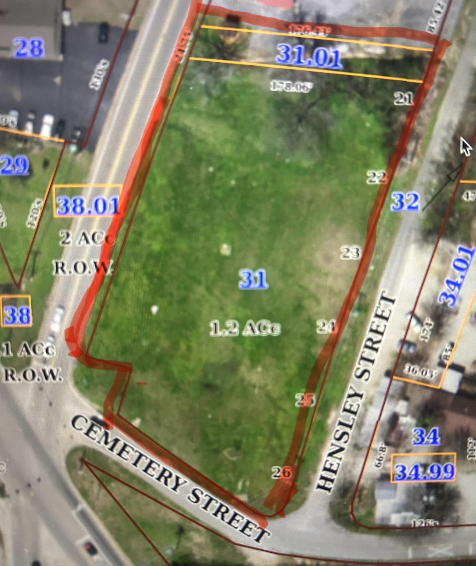 1002 N Main  