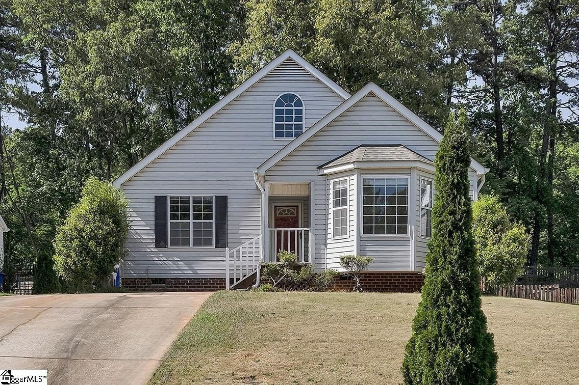 Single Family 3BR 2BA - 1028 Summit Drive, Greenville, SC
