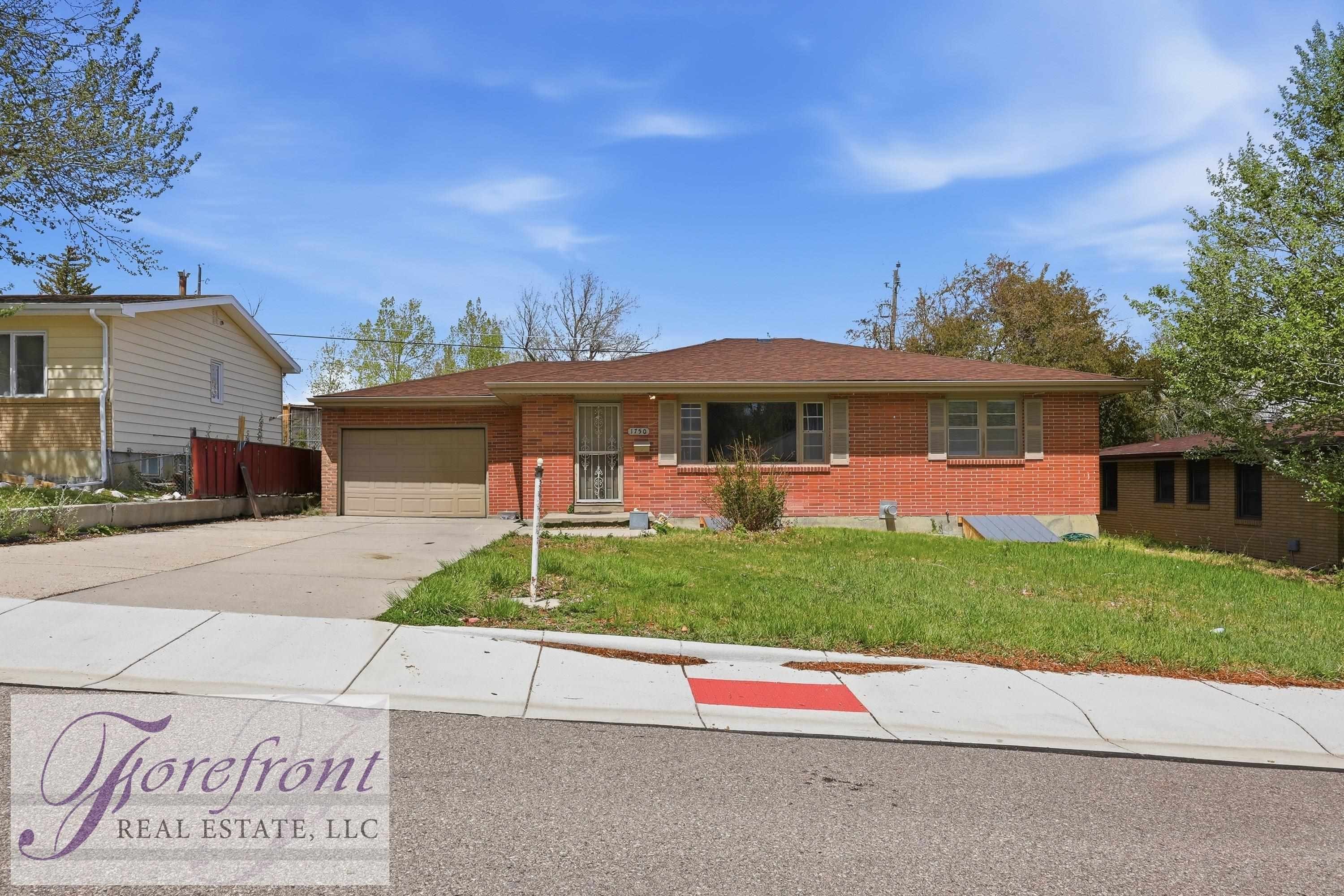 Single Family 4BR 2BA - 1750 Mariposa Boulevard, Casper, WY