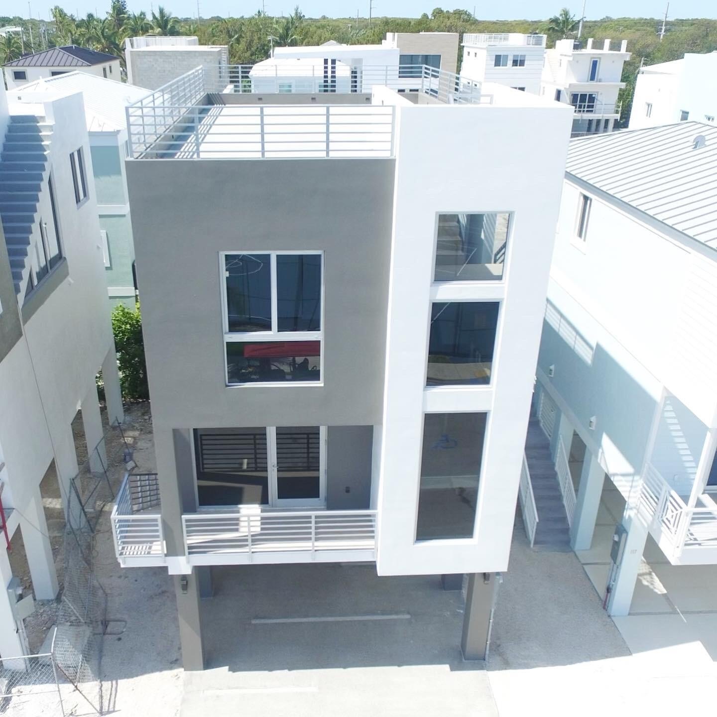 Single Family 3BR 3BA - 94825 Overseas Highway, Key Largo, FL