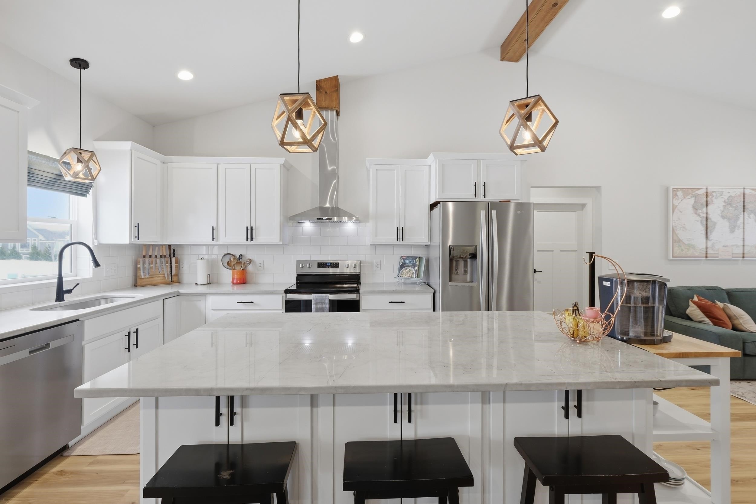 Single Family 4BR 3BA - 6480 Revere Pass, DeForest, WI