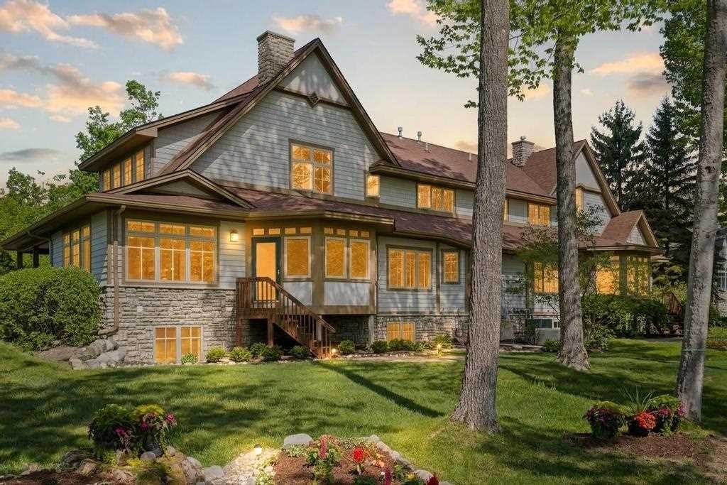 Single Family 4BR 5BA - 731 Greenway, Harbor Springs, MI