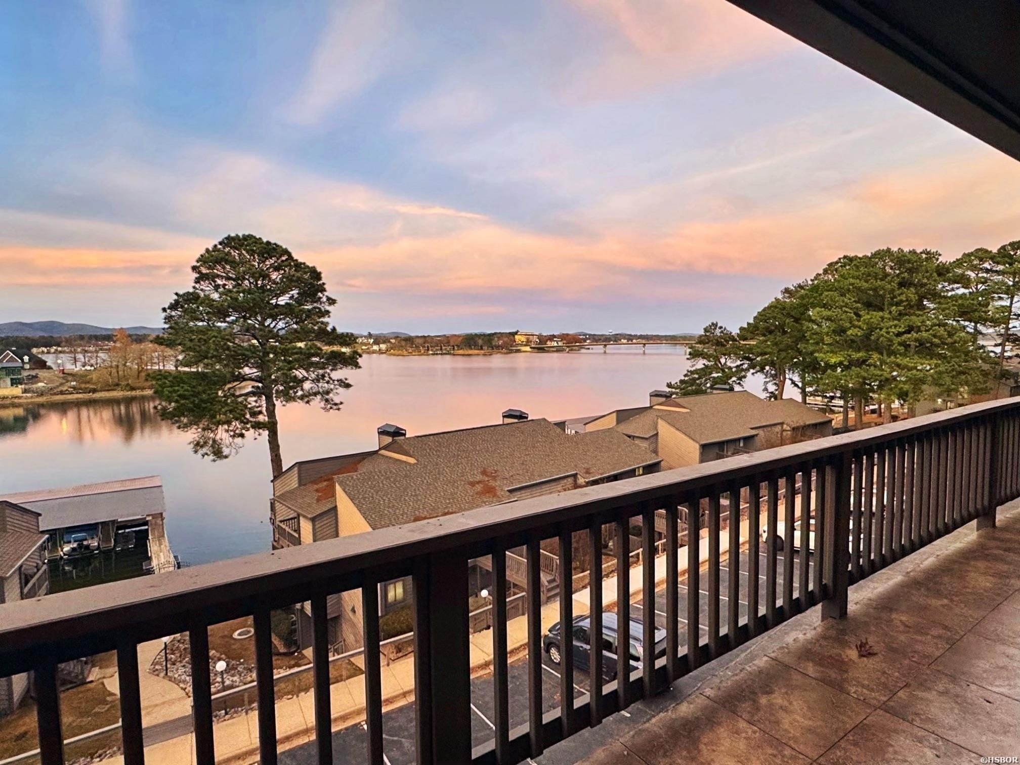 Condo 2BR 2BA - 200 HAMILTON OAKS Drive, Hot Springs, AR