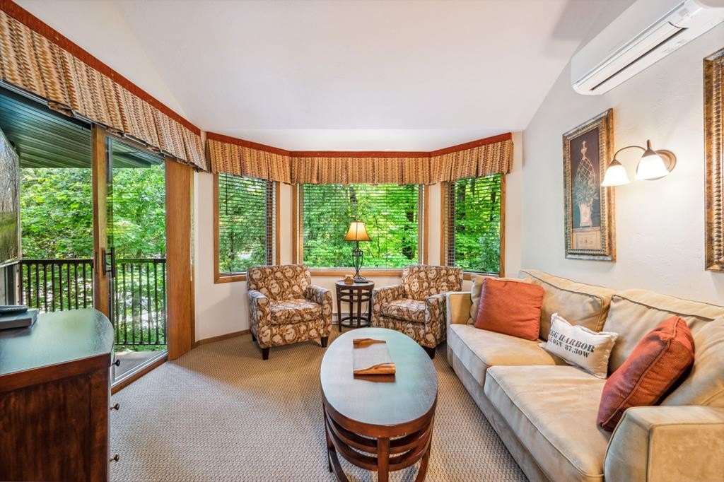 Condo 2BR 2BA - 4940 Landmark Cir, Town of Egg Harbor, WI