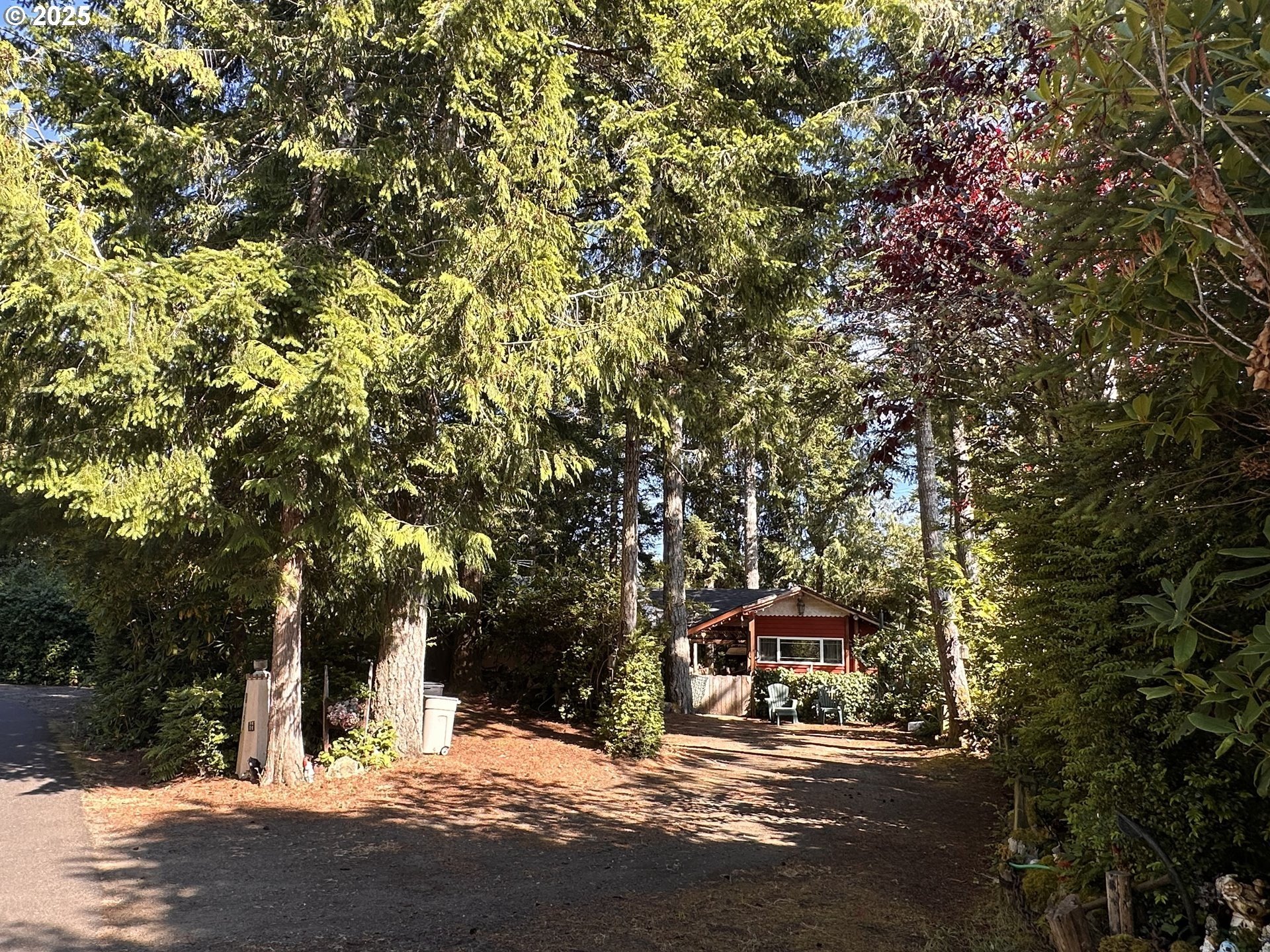 Manufactured Housing 1BR 1BA - 151 Outer Dr, Florence, OR