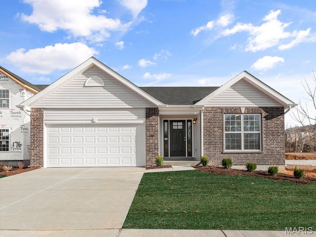 Single Family 3BR 2BA - 2 Aspen at Koch Park Manors, Florissant, MO