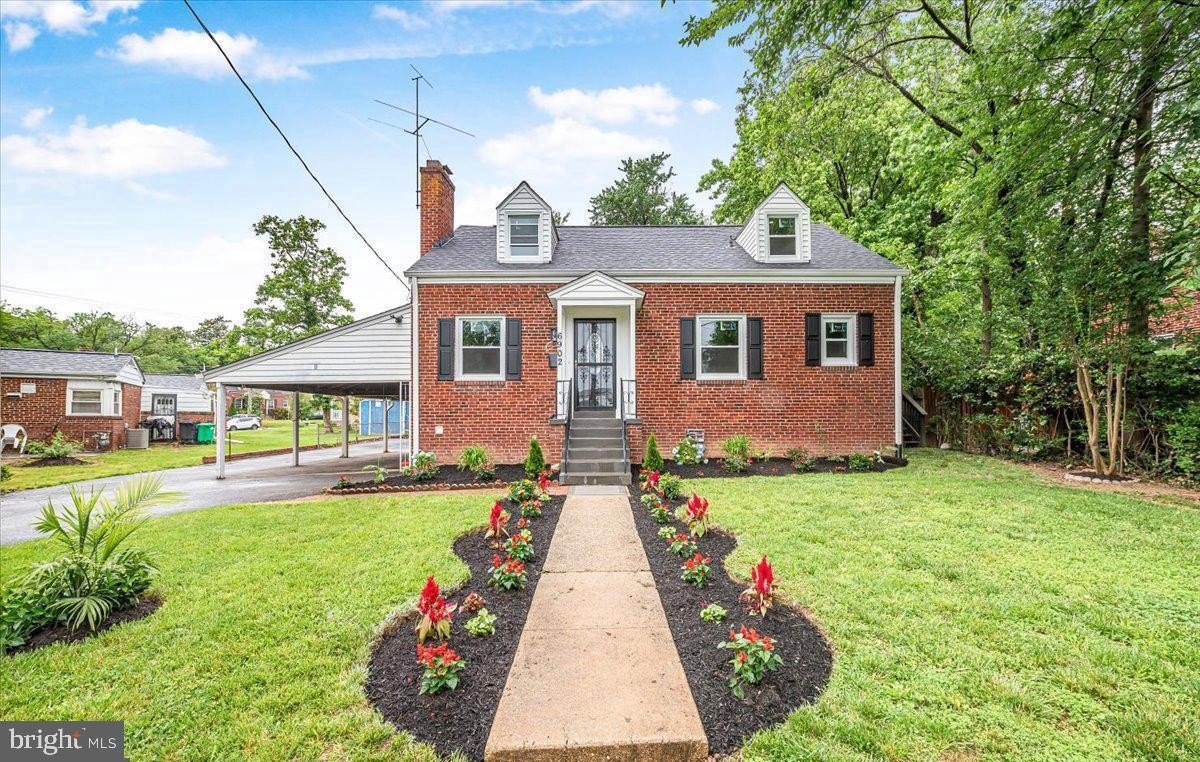 Single Family 6BR 3BA - 6902 21ST AVE, HYATTSVILLE, MD