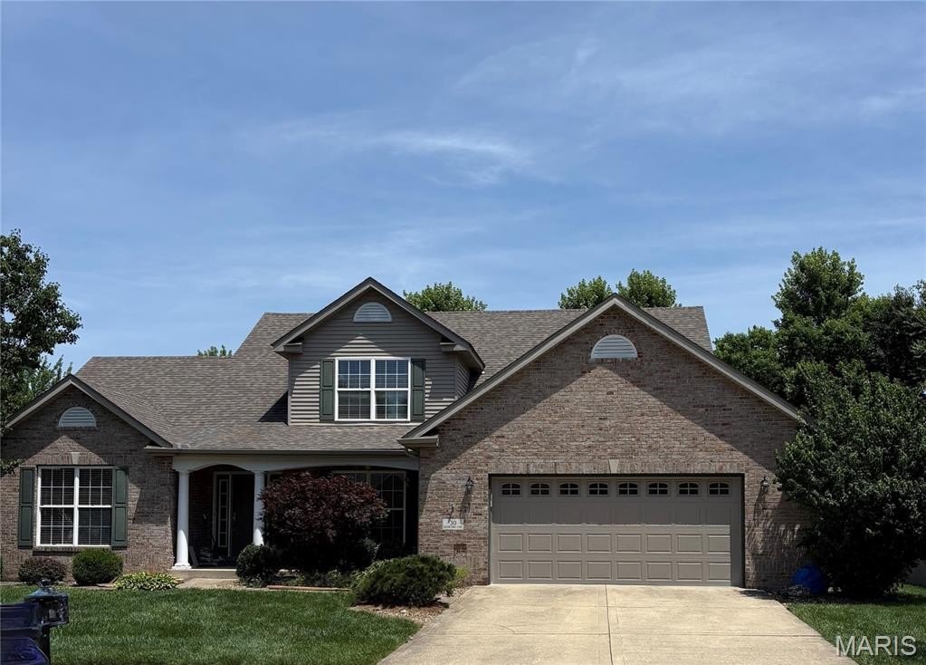 Single Family 4BR 4BA - 30 Brookshire Lane, Edwardsville, IL