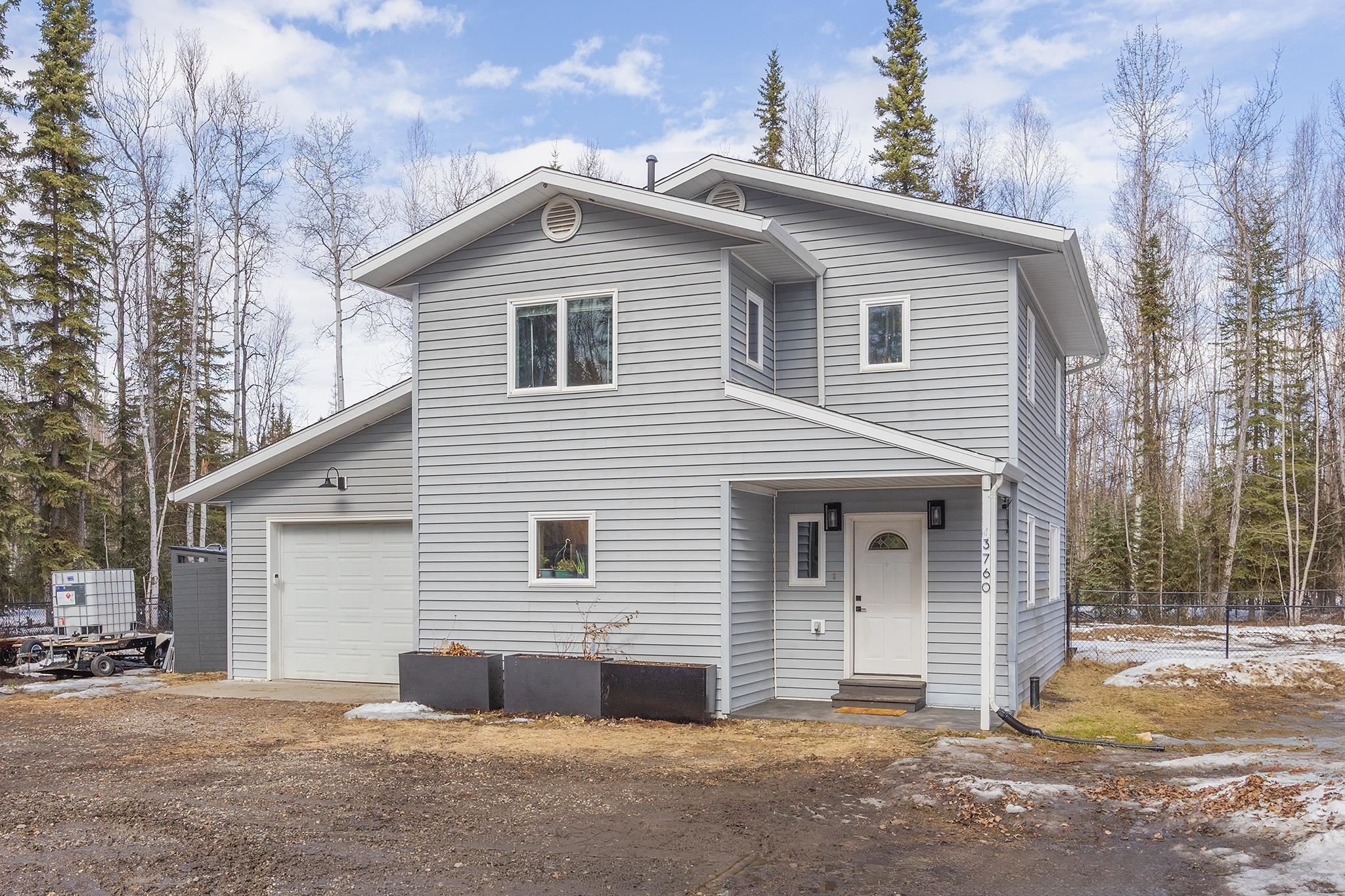 Single Family 3BR 2BA - 3760 HELENSDALE AVENUE, NORTH POLE, AK